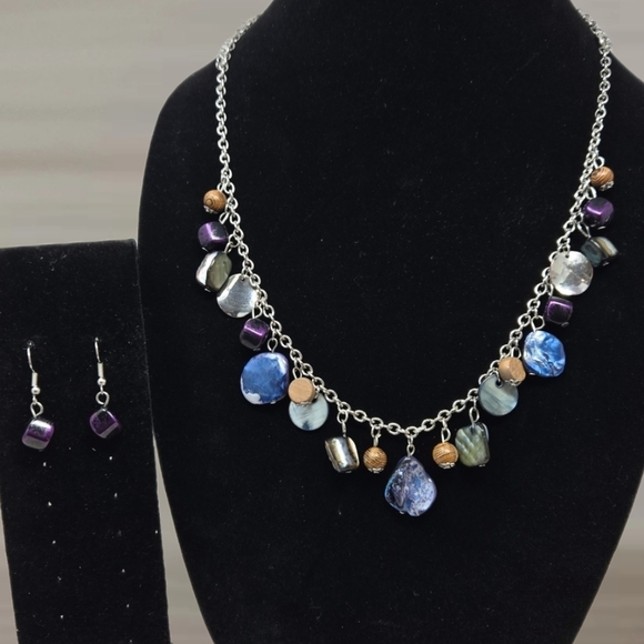 Beautiful Womens Dangle Necklace-Matching Earrings Silver Tone Adjustable Chain - Picture 1 of 13